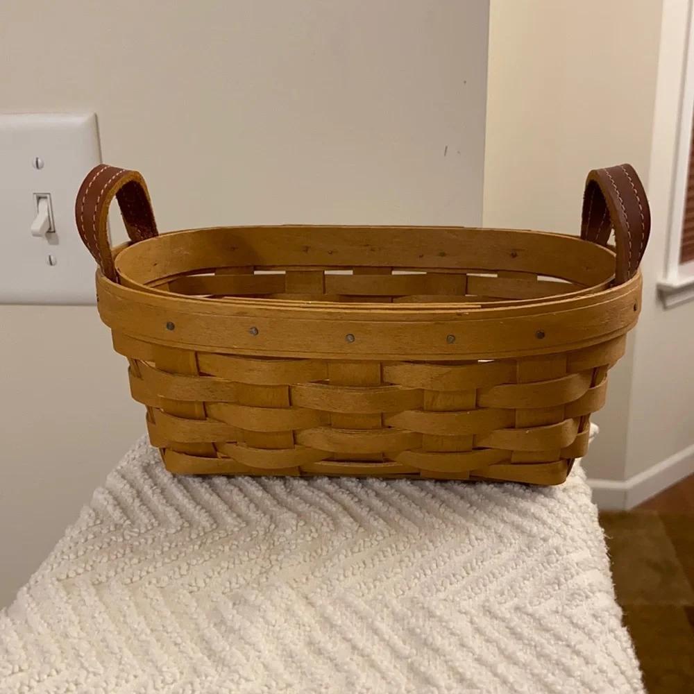 Vintage 2004 Handwoven Rectangular Brown Longaberger Basket Leather Handwoven